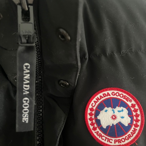 CANADA GOOSE FREESTYLE CREW VEST MENS S/P IN BLACK - Picture 6 of 13